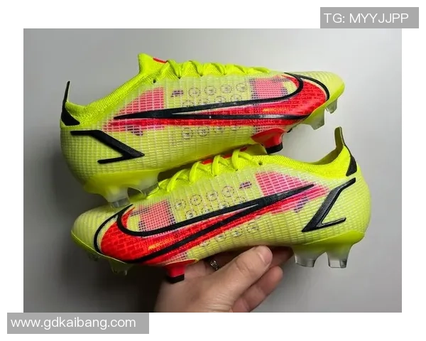 全球球星足球鞋设计大比拼 哪款才是最具魅力与实用性的完美之选