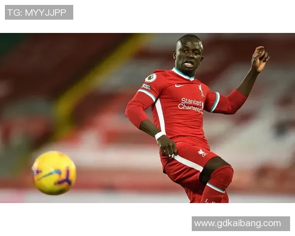 荷兰足球历史上速度最快的球员是谁他又是如何崭露头角的