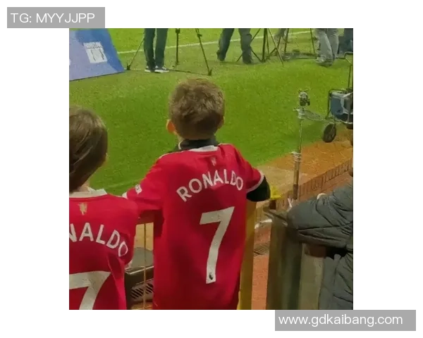 超帅球星足球头像合集 展现最具魅力的足球明星风采与活力