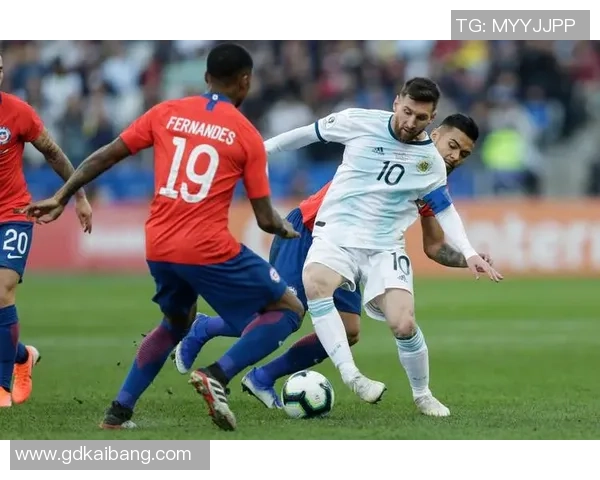 足球传球大师揭秘：如何通过精准传球引领比赛节奏与胜利之道